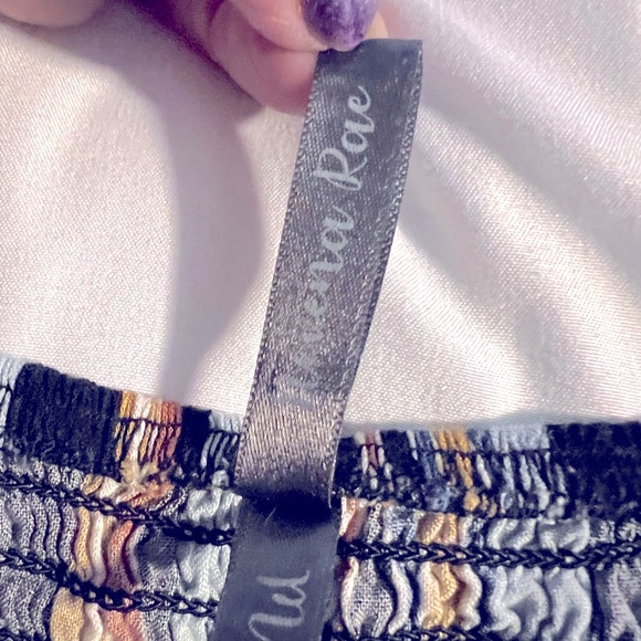 Women’s Multi Color Striped Jump Suit Size Medium - Picture 4 of 6